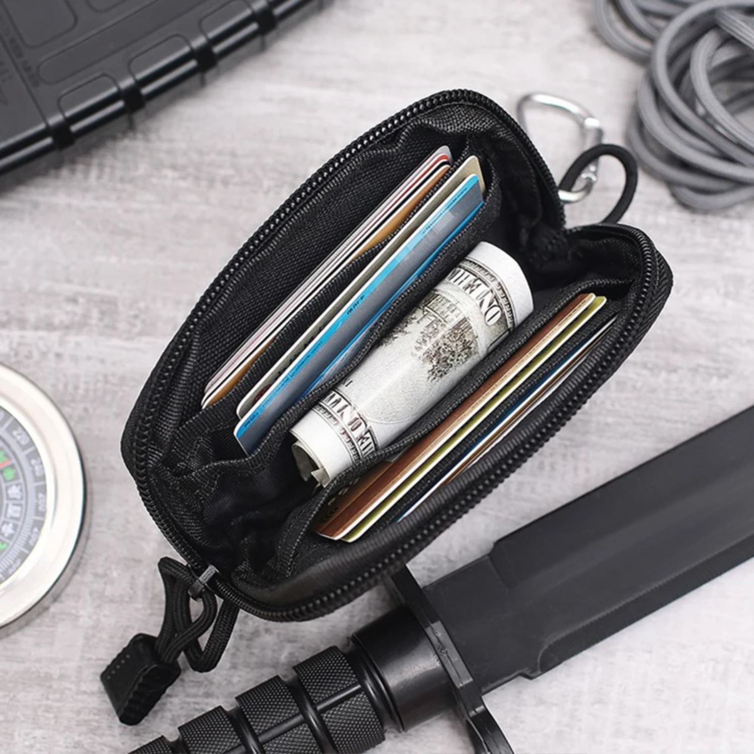 Wielofunkcyjna torba turystycz – Edc Carry Card recenzja i cena